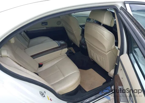 2008 BMW 750Li из США, поврежденный, VIN WBAHN83568DT81316